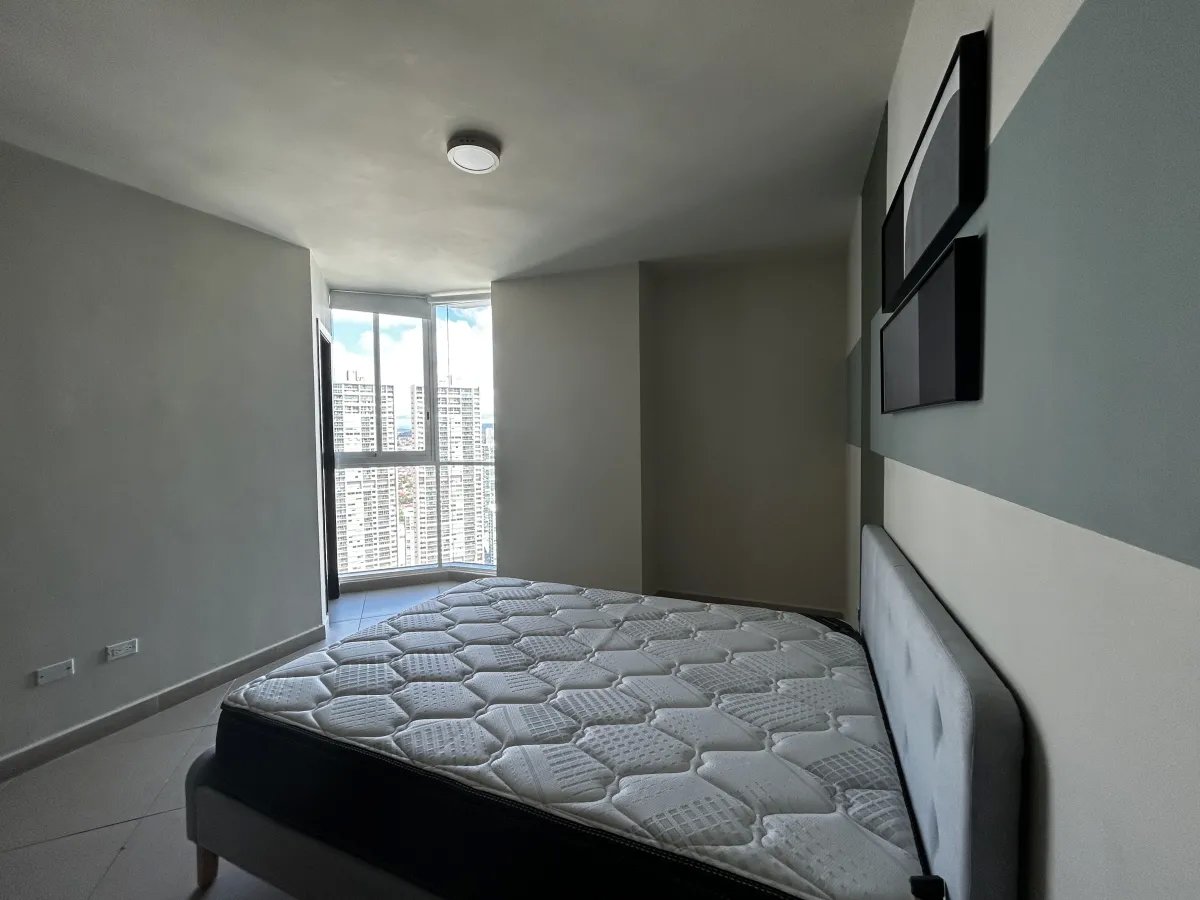 Alquiler de Apartamento Amoblado de 205m² en PH Country Club, Costa de...