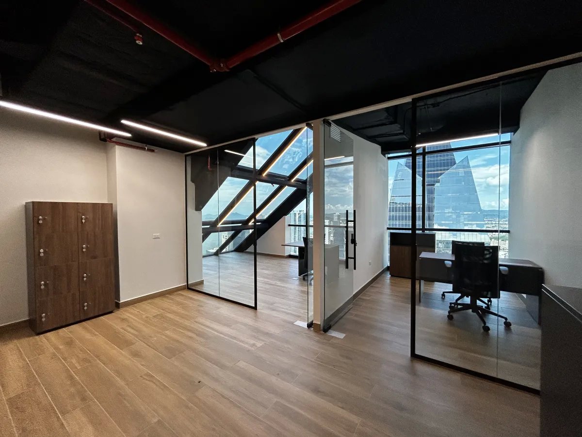 Oficina Amoblada de 154m² en Tower Financial Center, Calle 50  Lista ...
