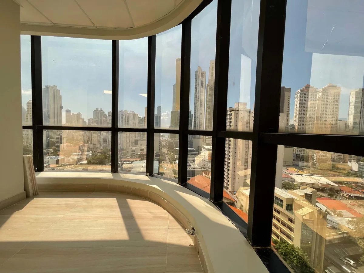 Oficina Amoblada de 175m² en Plaza Banco General, Calle 50  ¡Con Luz ...