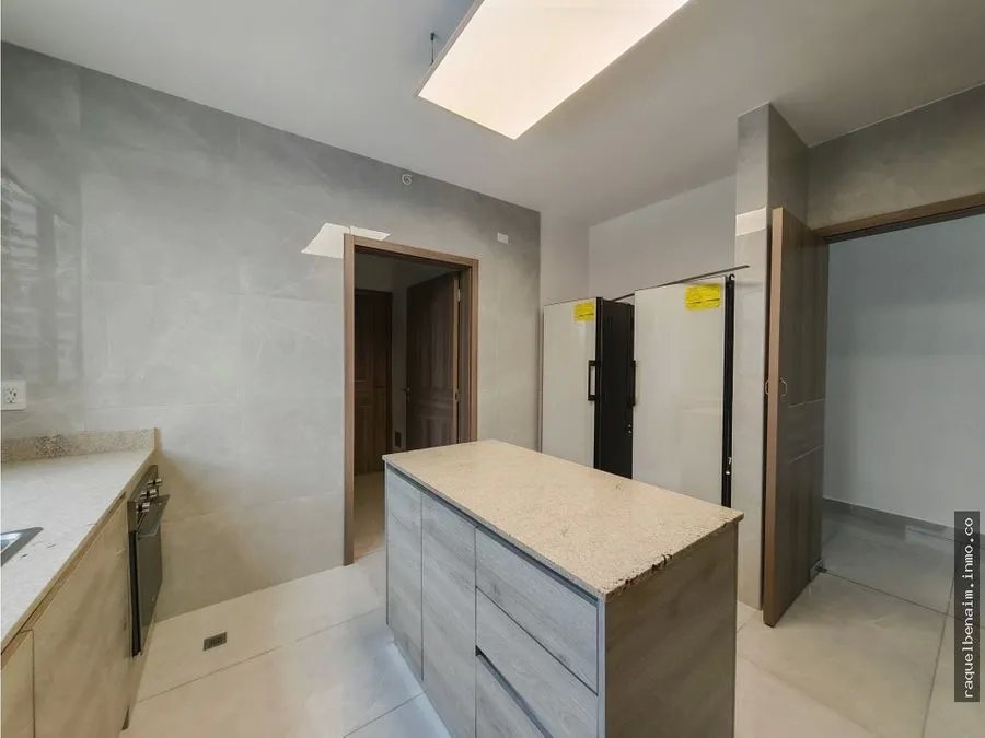 Venta de apartamento en Bella Vista, 195 m2