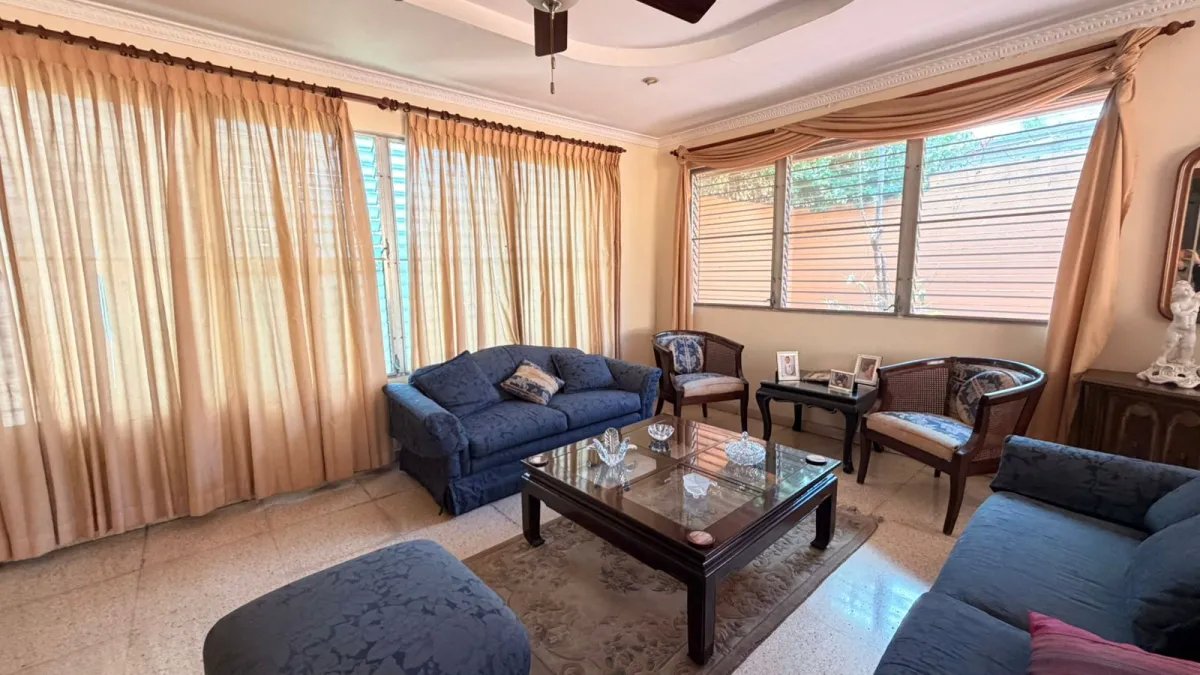 Venta de casa en San Francisco - Villa Lilla