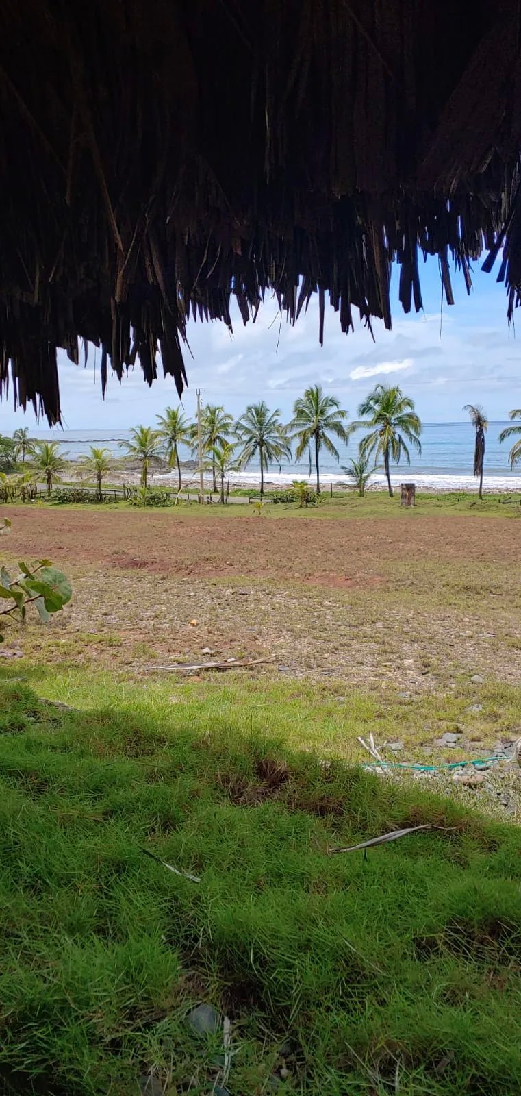 Paraiso Caribeño en Cuango  Terreno Titulado Frente a la Playa.