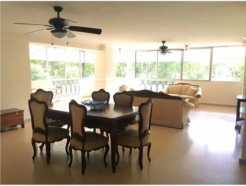 Venta de apartamento en PH Araguaney, El Carmen