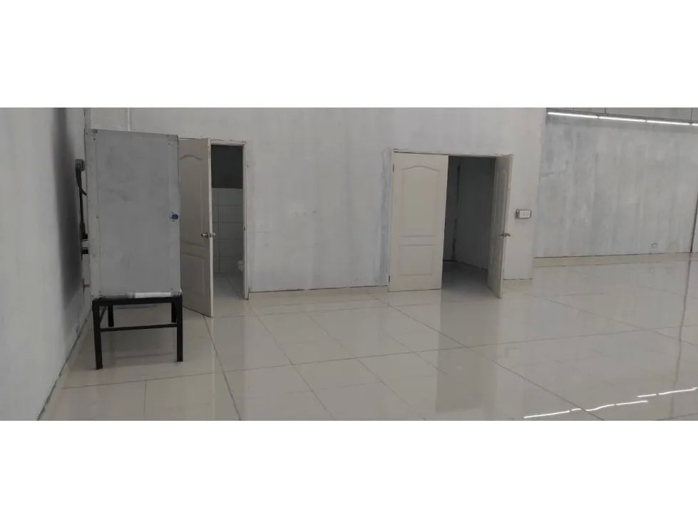 Alquiler de locales comerciales en Plaza Costa Sur