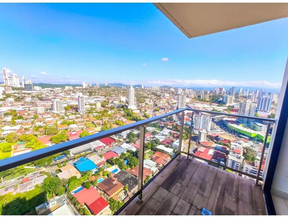 Venta de apartamento en PH Carreras, El Carmen