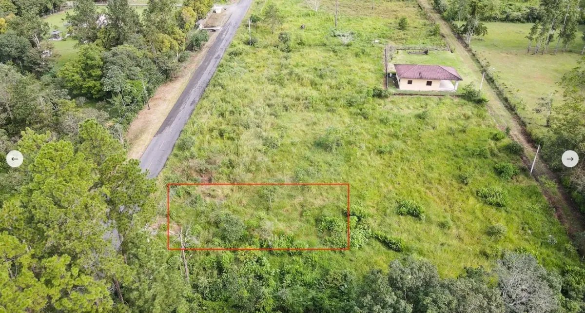 Terreno edificable a precio atractivo cerca de Boquete