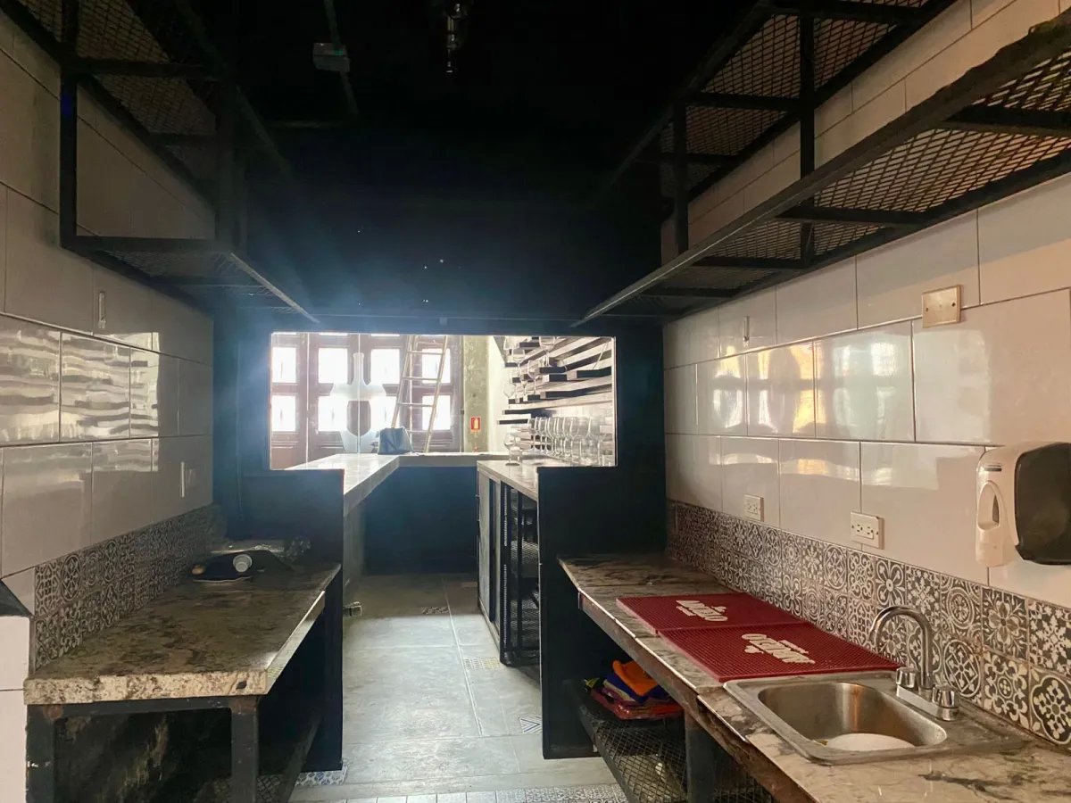 ALQUILER DE CASA COMERCIAL DE 5 NIVELES, EN CASCO VIEJO, PANAMA