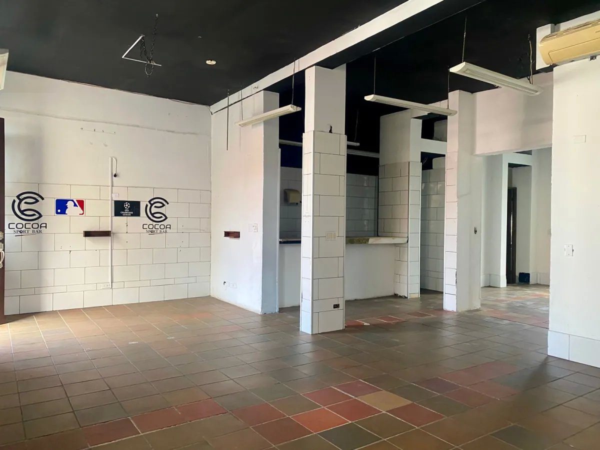 ALQUILER DE CASA COMERCIAL DE 5 NIVELES, EN CASCO VIEJO, PANAMA