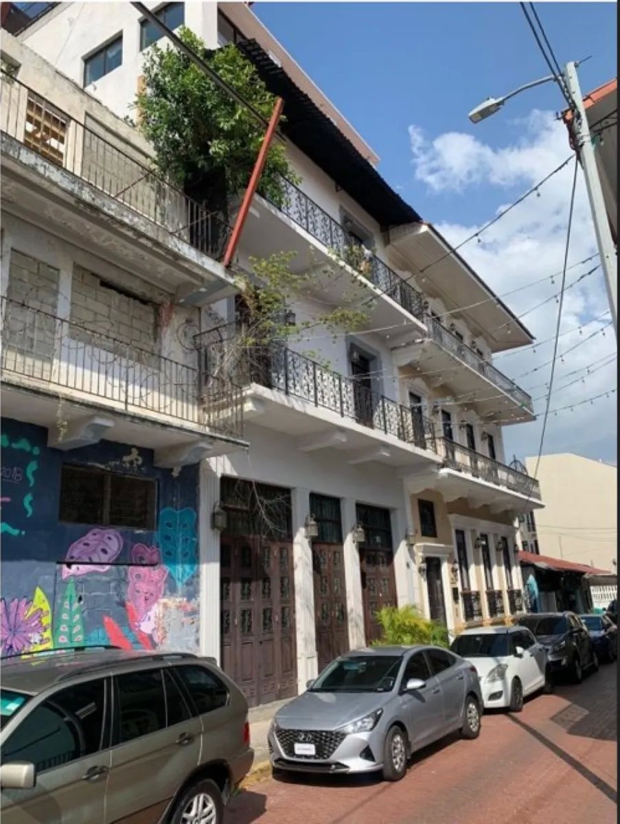 ALQUILER DE CASA COMERCIAL DE 5 NIVELES, EN CASCO VIEJO, PANAMA