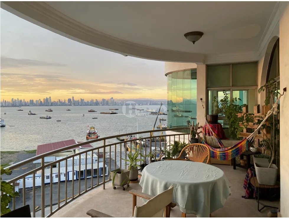 Venta de Penthouse en Causeway Tower, Amador