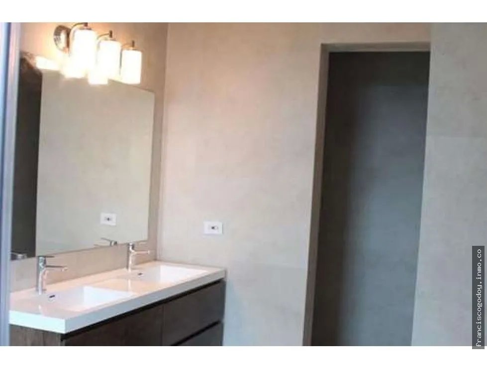 Se Vende Apartamento en Amador