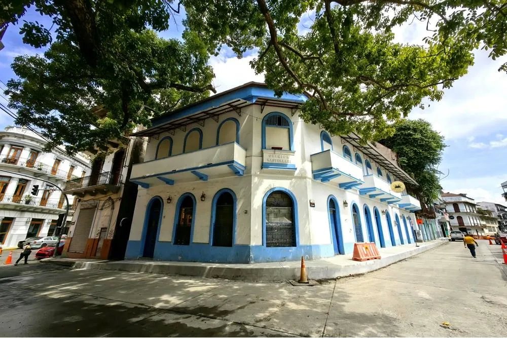 Venta de Edificio Comercial en Casco Viejo, Casa Natalia