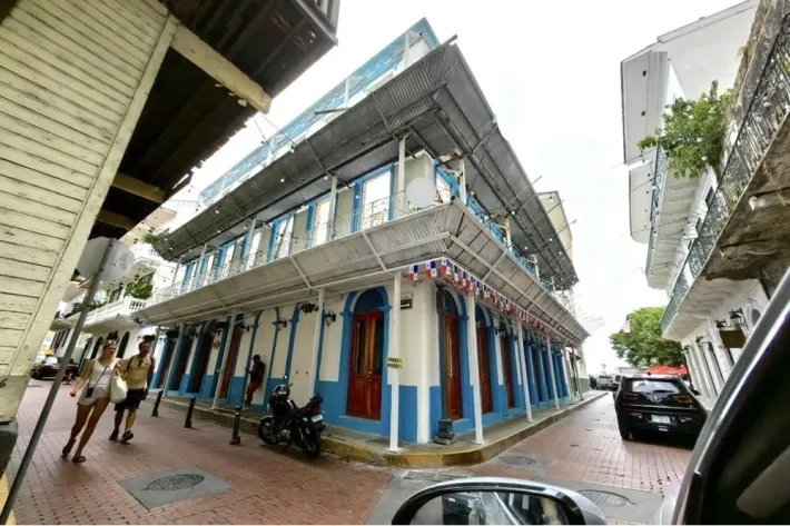 Venta de edificio en Casco Viejo - Hotel los Arcos