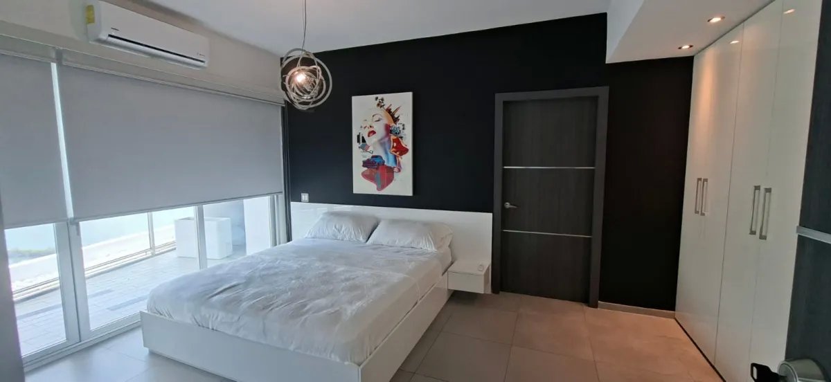 VENTA O ALQUILER EN PH YATCH CLUB AVENIDA BALBOA