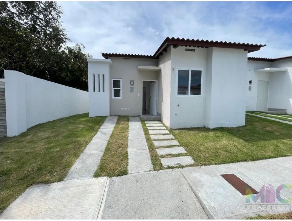 Se Alquila Casa en Viveros del Pacifico , San Carlos