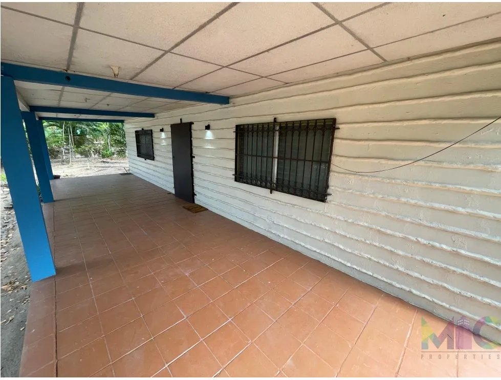 Se Vende Casa en Playa Corona san carlos
