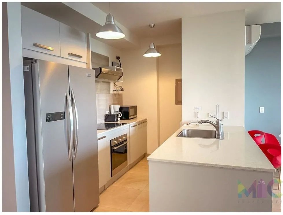 Se Vande Apartamento con vista al mar - Gorgona - PH Royal Palm