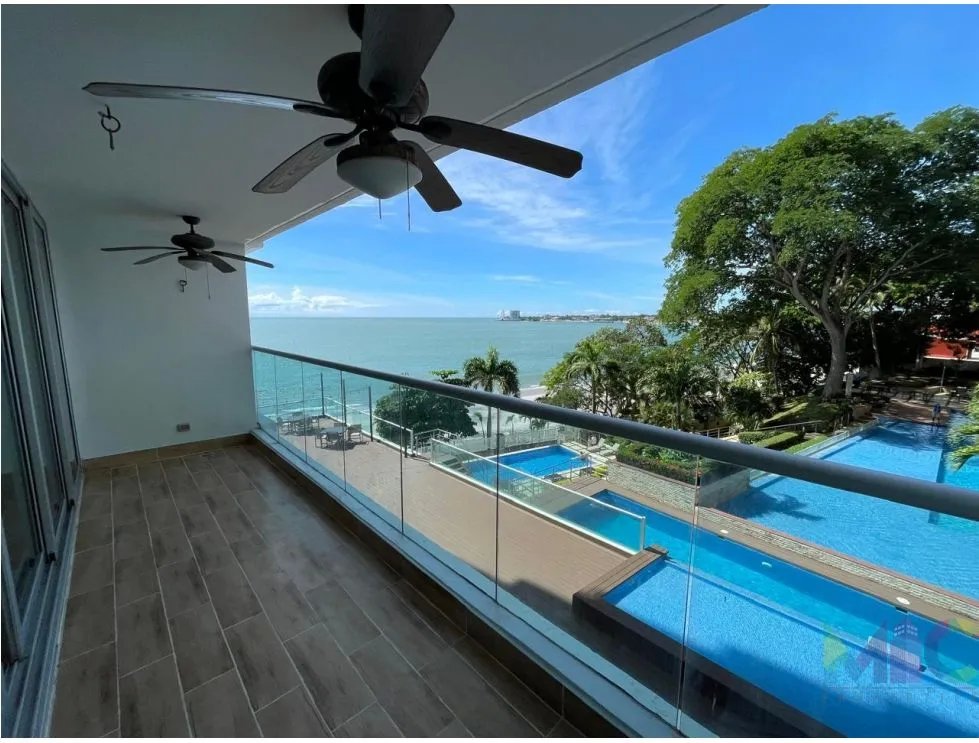 Se Vande Apartamento en Gorgona PH. Bahia