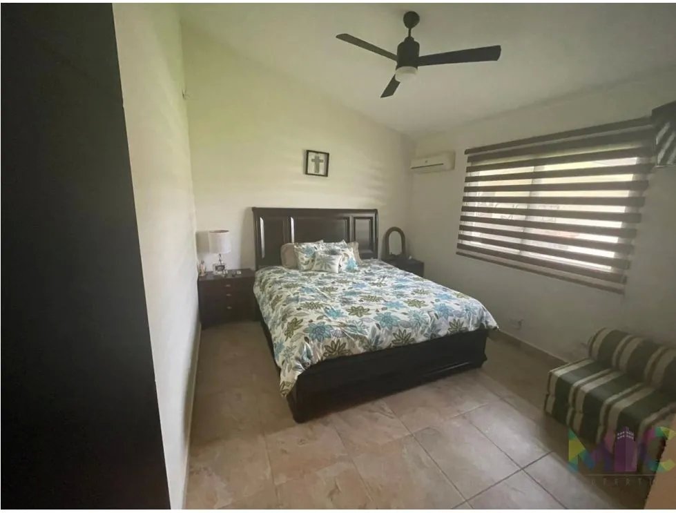 Se vende residencia en Coronado