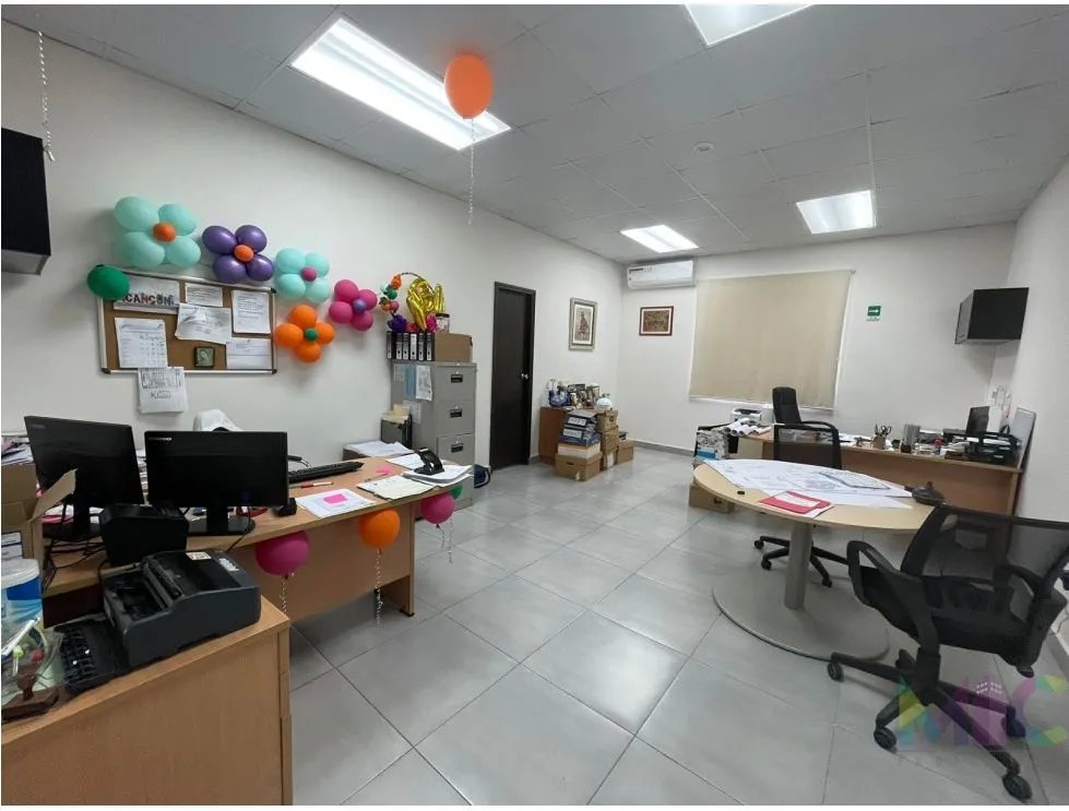 Se vende Local para uso comercial - Brisas del Golf