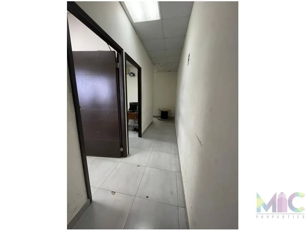 Se vende Local para uso comercial - Brisas del Golf