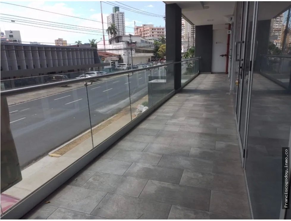 Local Comercial en Signature Point: Tu Nuevo Espacio de Éxito