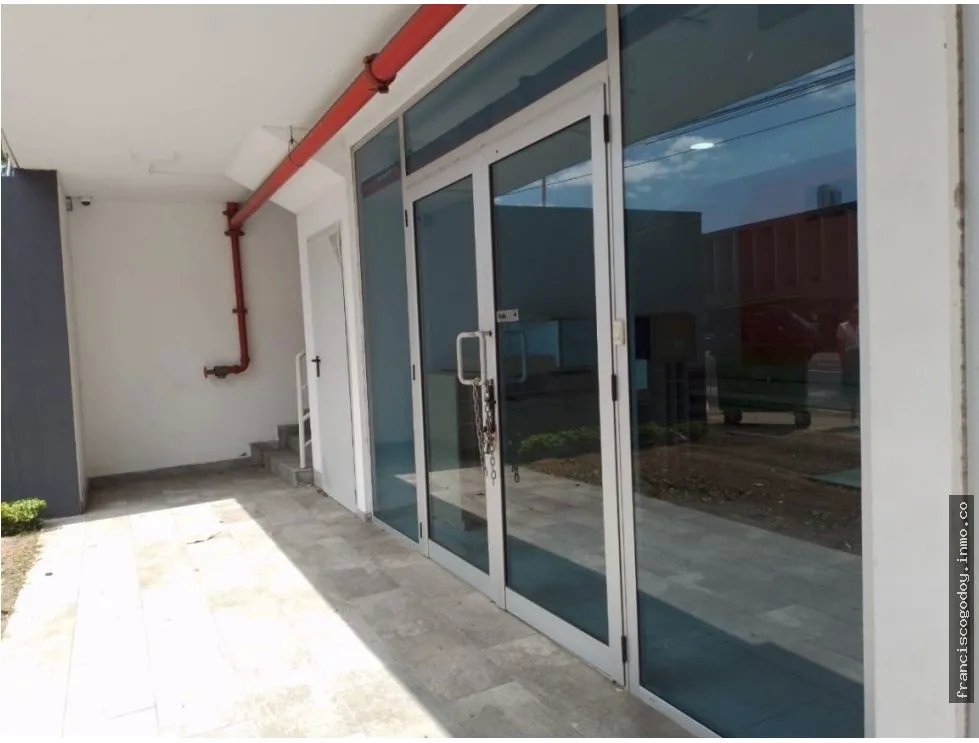 Commercial Space for rent in Via Espana