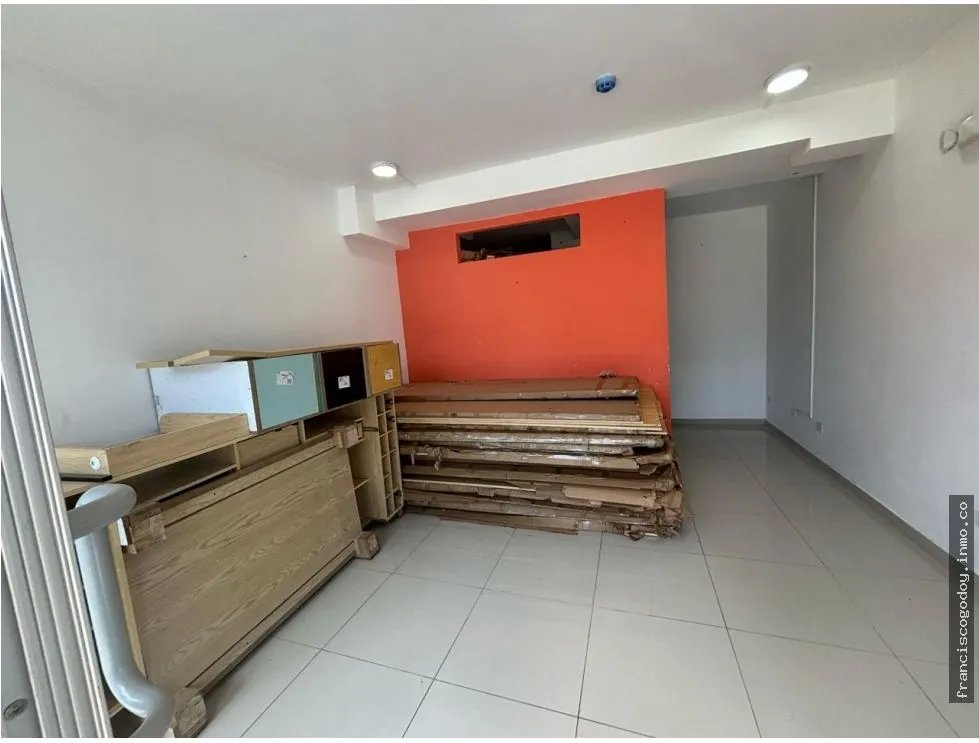 Commercial Space for rent in Via Espana