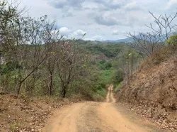 Se Vende 347 Hectareas Frente a Playa en Cerro Hoya Cerca de Cambutal,...