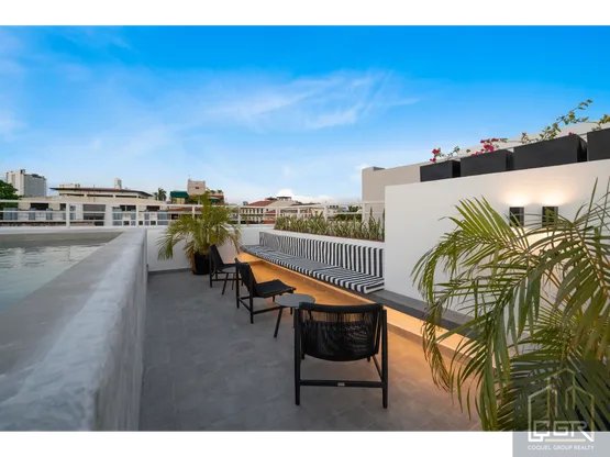 VENTA DE APARTAMENTO AMOBLADO EN PH MANSIÓN BALUARTE CASCO ANTIGUO