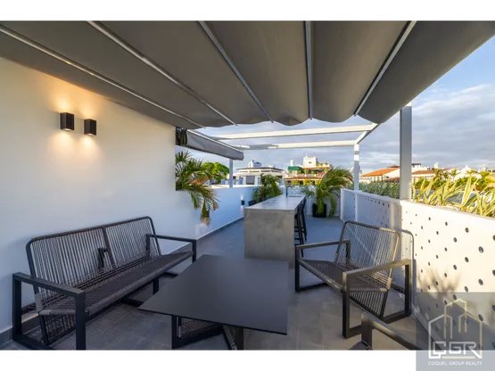 VENTA DE APARTAMENTO AMOBLADO EN PH MANSIÓN BALUARTE CASCO ANTIGUO