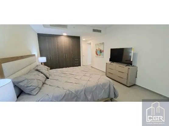 VENDO/ ALQUILO APARTAMENTO AMOBLADO PH YACHT CLUB.