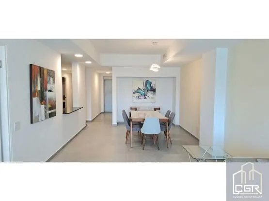 VENDO/ ALQUILO APARTAMENTO AMOBLADO PH YACHT CLUB.