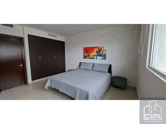 VENTA DE APARTAMENTO AMOBLADO PH OCEANAIRE PUNTA PACIFICA