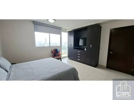 VENTA DE APARTAMENTO AMOBLADO PH OCEANAIRE PUNTA PACIFICA