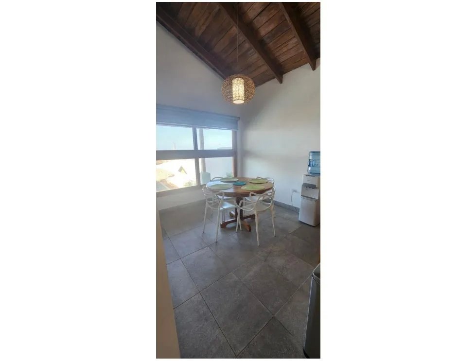 Venta de casa frente al mar en Playa Uverito