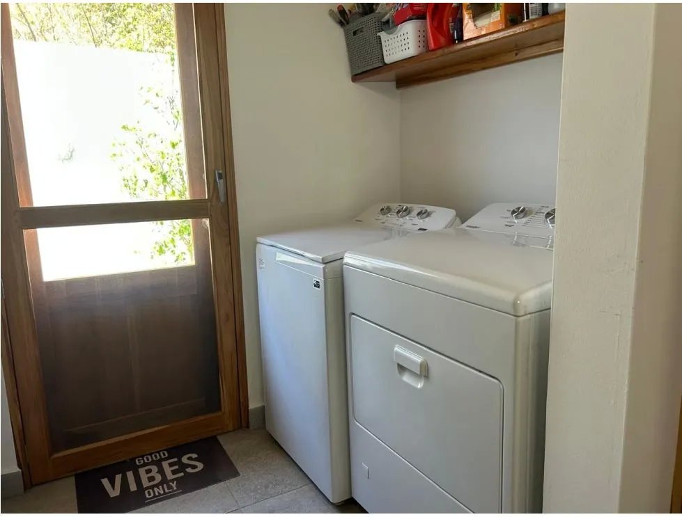 Venta de casa frente al mar en Playa Uverito