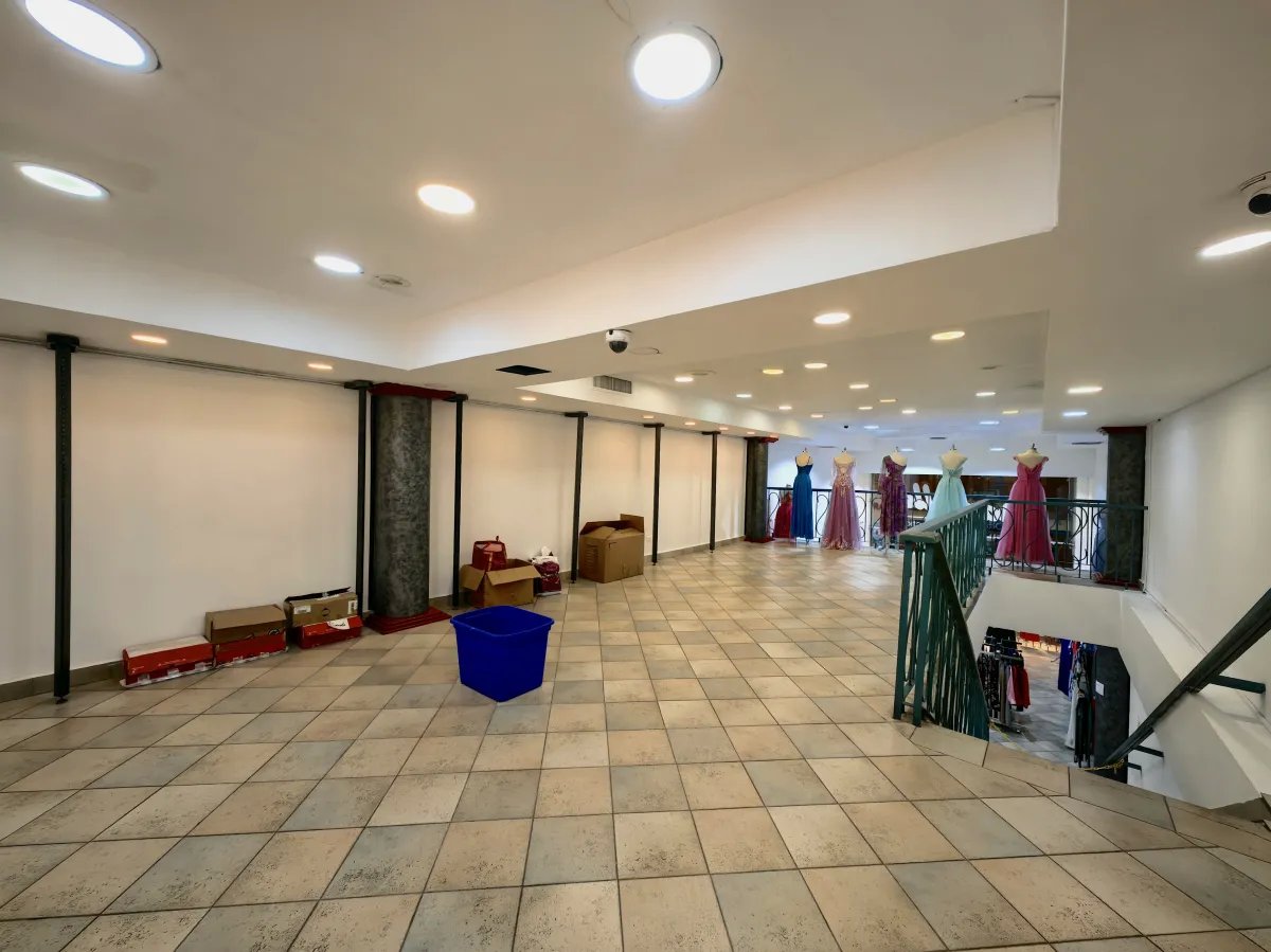 Commercial Space for Sale in Dorado Mall