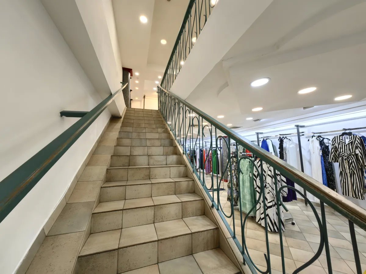 Commercial Space for Sale in Dorado Mall