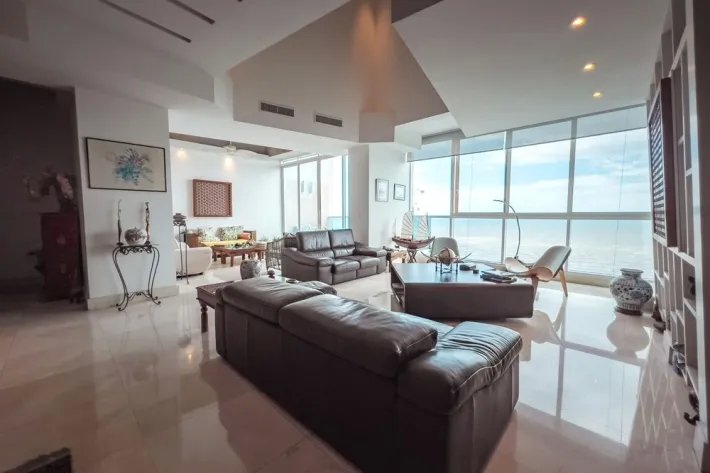 Se vende penthouse en PH Vitri, Costa del Este