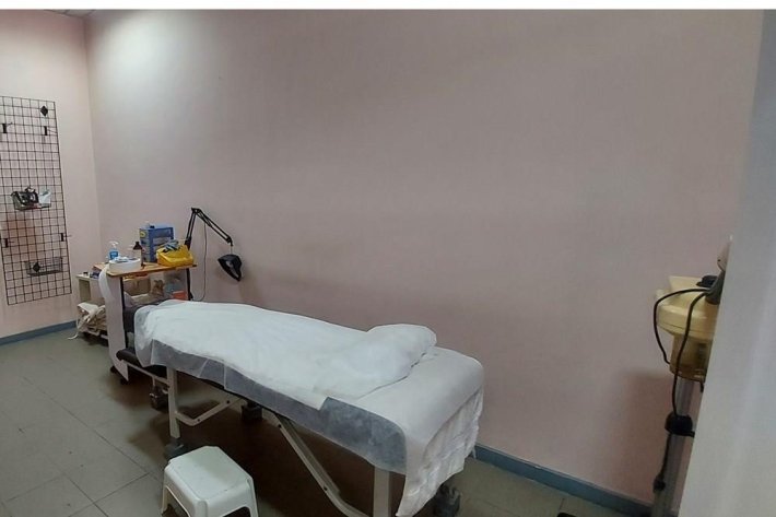Se Vende Salón de Belleza, Condado del Rey