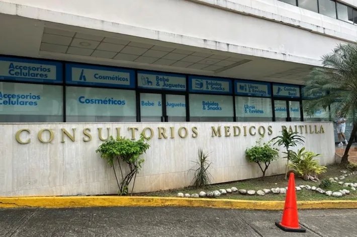 Se alquila Consultorio en Paitilla