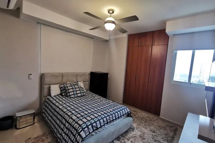 Se alquila apartamento amoblado en San Francisco