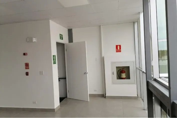 Alquiler de Ofibodega en Panama Viejo Buisness Center