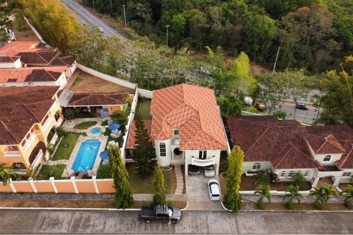 Venta de casa en Rainforest Villas, Betania