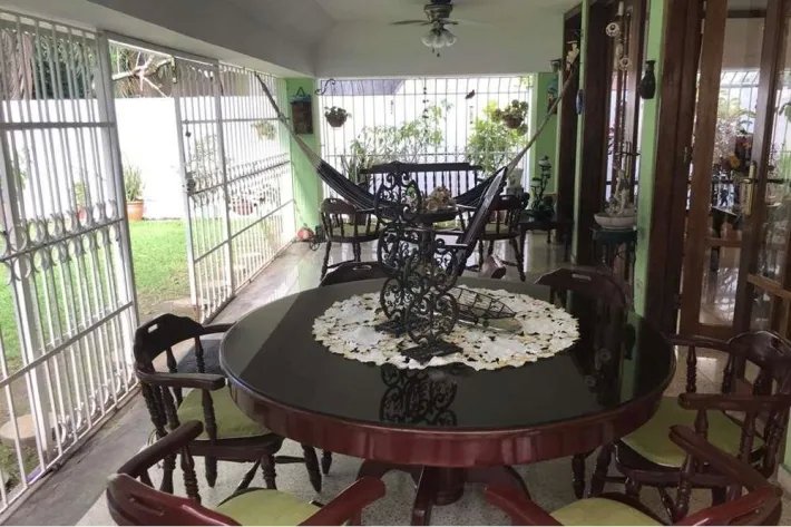House for sale in La Alameda