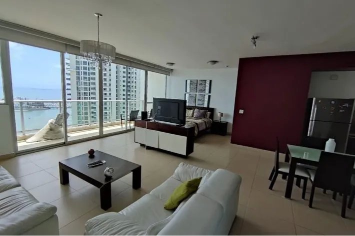 Furnished apartment for sale in Punta Pacífica
