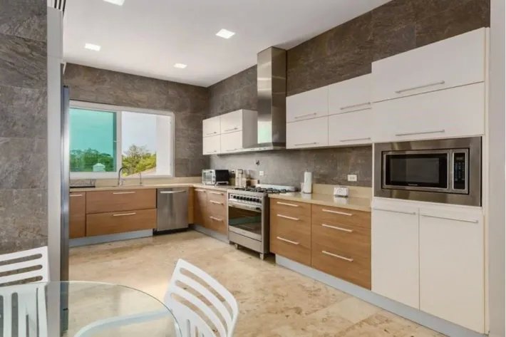 Penthouse for Rent in Punta Barco Village, San Carlo