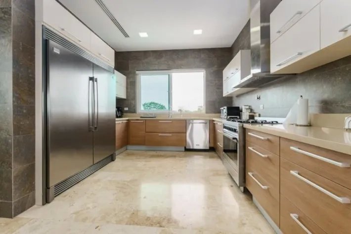 Penthouse for Rent in Punta Barco Village, San Carlo