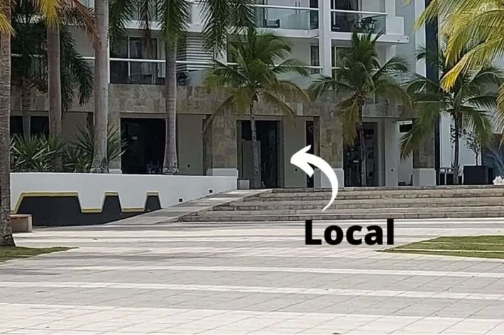 Se Vende Local Comercial en Town Center, Playa Blanca